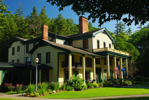 The Glen Iris Inn